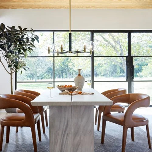 Pose Dining Chair