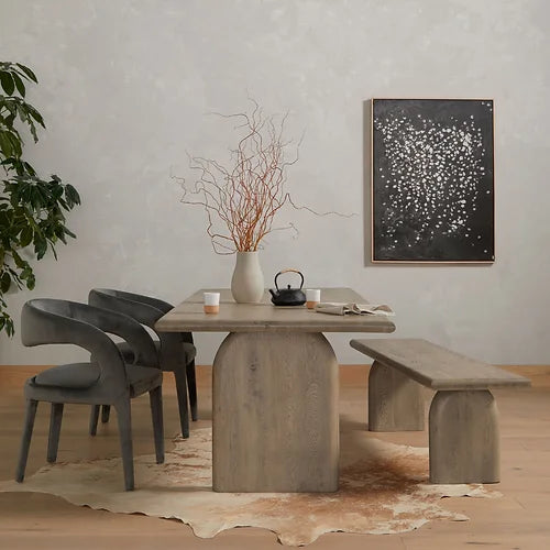 Pose Dining Chair