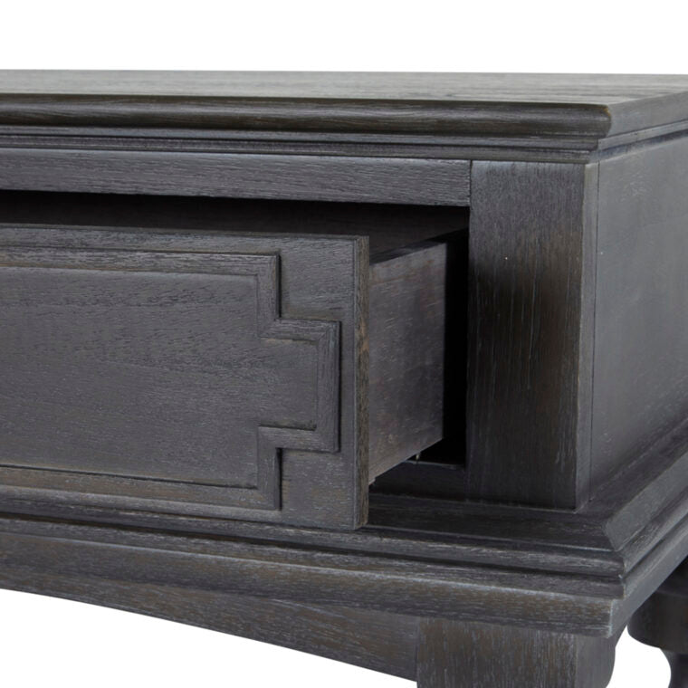 Evelyn Console