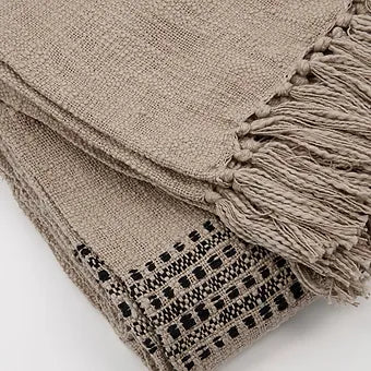Kolonia Throw