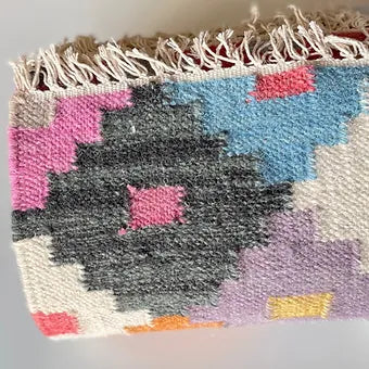Wool Caravan Rug - Multicolor Small Diamond