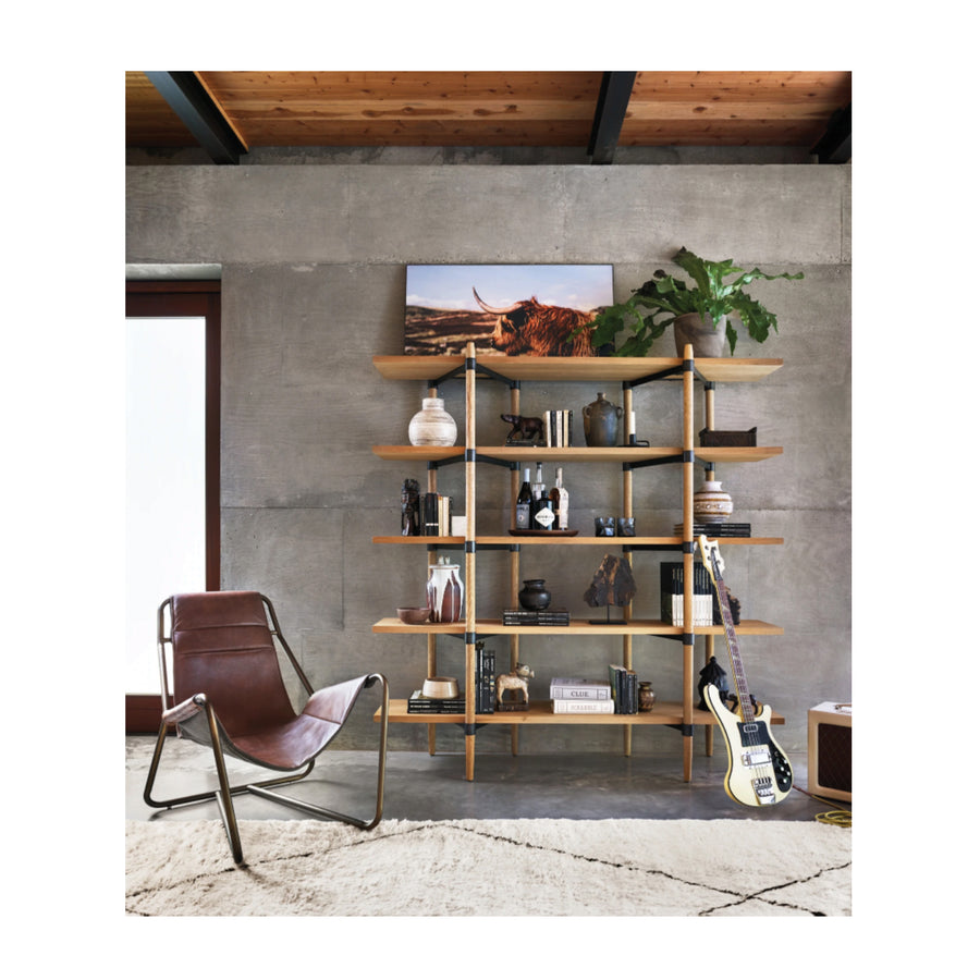 Milo Bookshelf