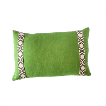 Kelly Linen Lumbar Pillow
