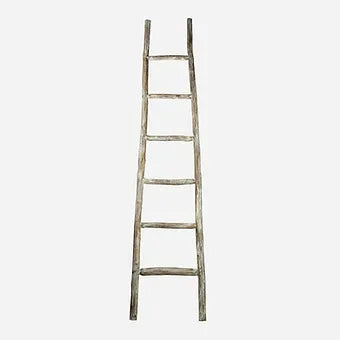 Distressed Blanket Ladder