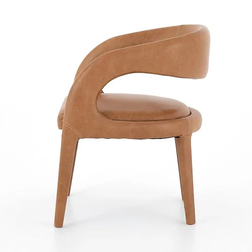 Pose Dining Chair